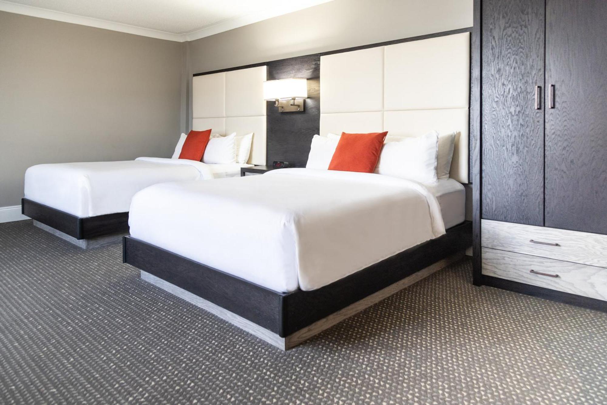 Crowne Plaza Fredericton Lord Beaverbrook By Ihg Exterior foto