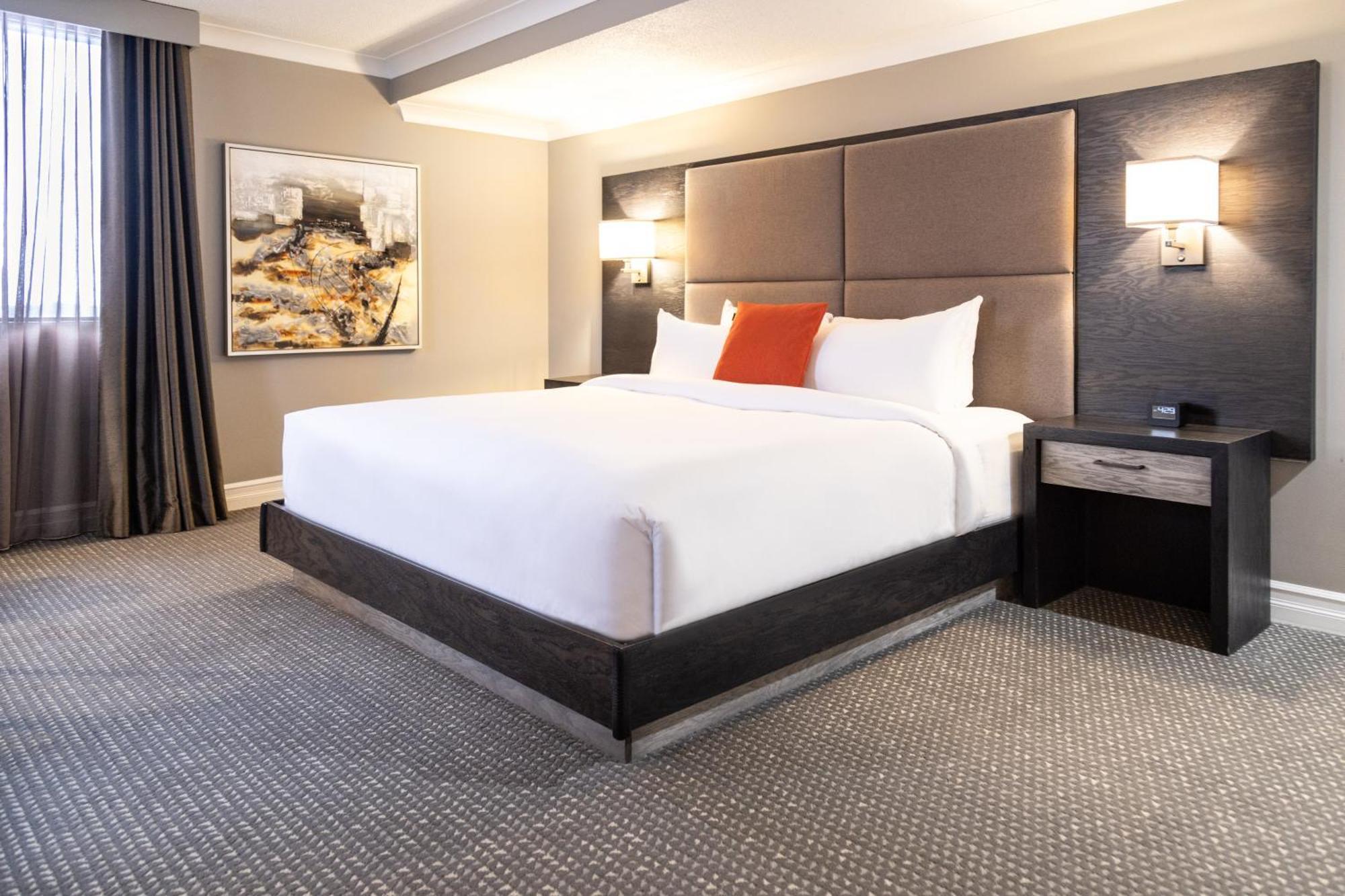 Crowne Plaza Fredericton Lord Beaverbrook By Ihg Exterior foto